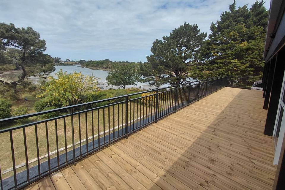 Terrasse à l'étage