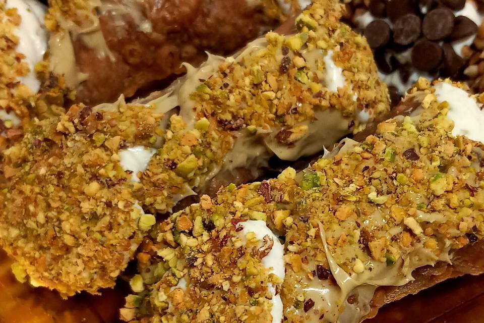 Cannoli pistache