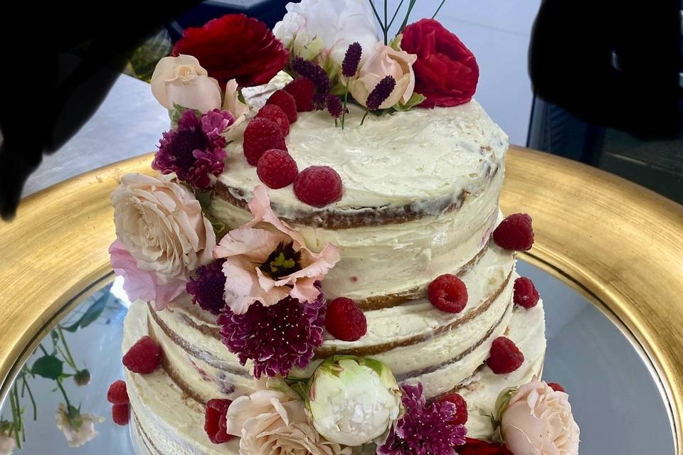 NUDE CAKE