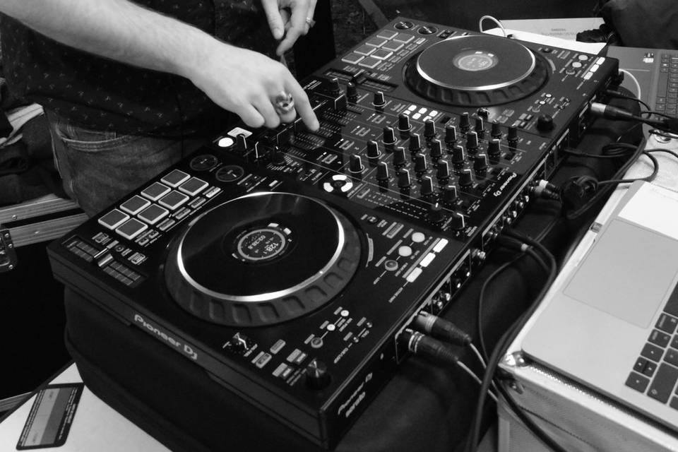 Dj set