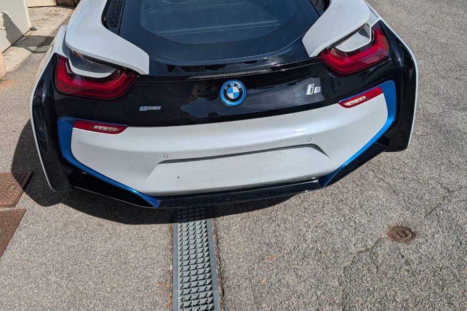 Arrière i8