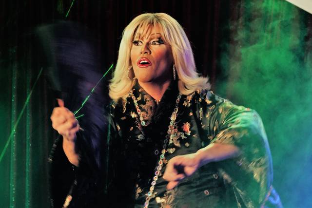 Amanda Lear