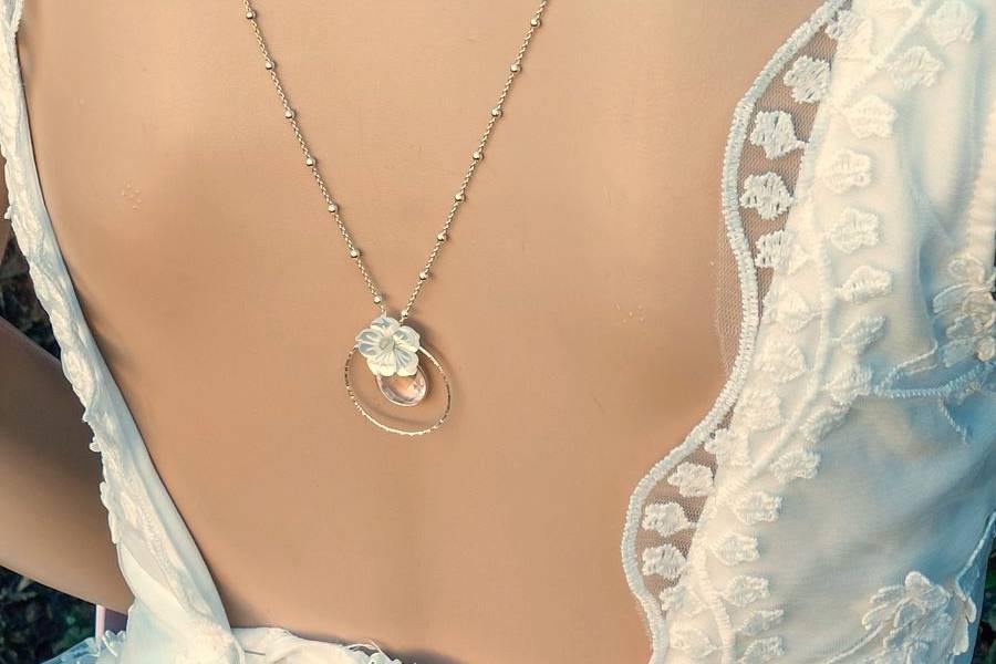 Collier de dos Léonie