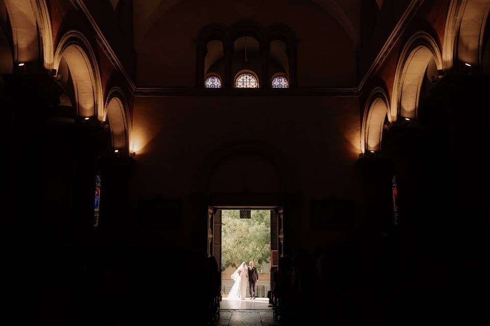 L'entrée dans l'église