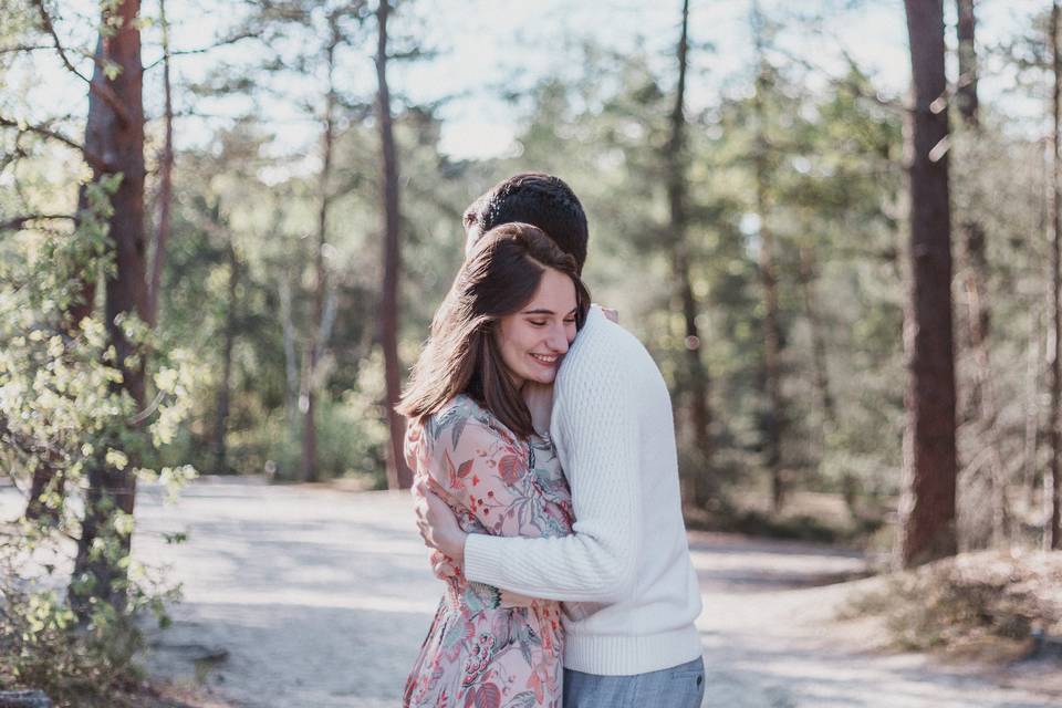 Tendre enlacement.