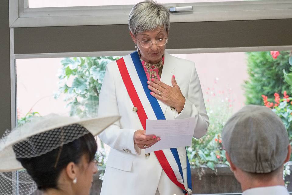 Emotion maternelle à la mairie