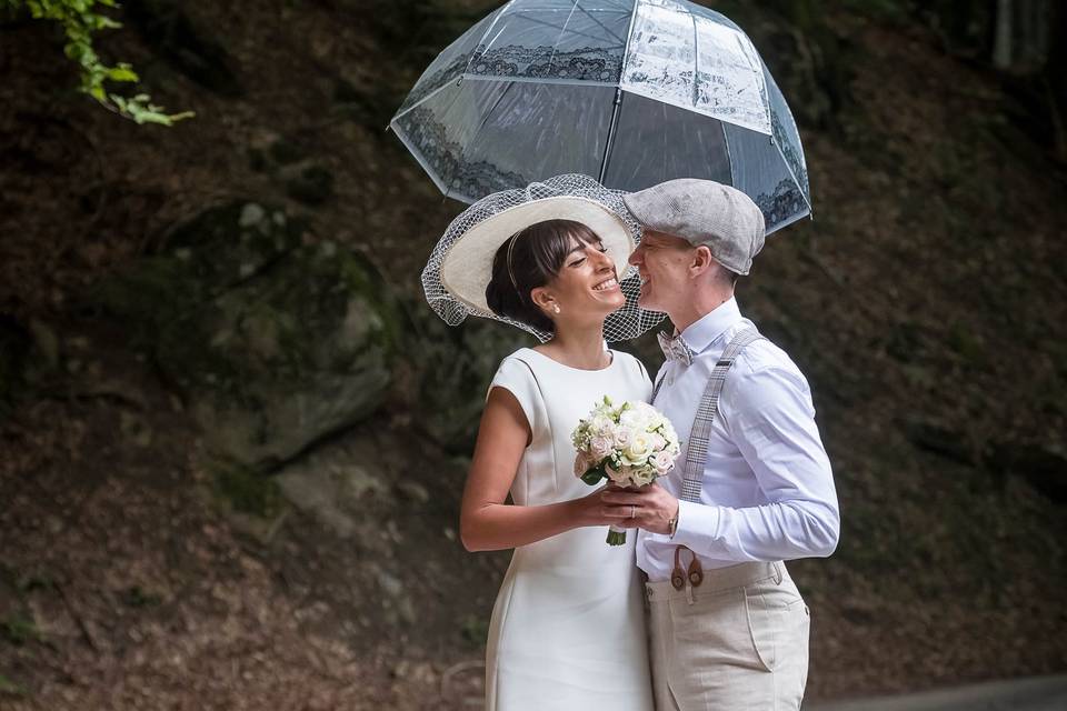 Baiser volé dans la forêt