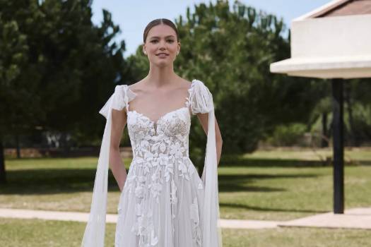 Création Pronovias