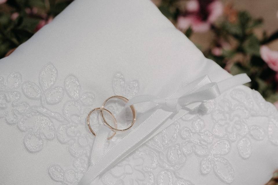 Line and Lens - Wedding