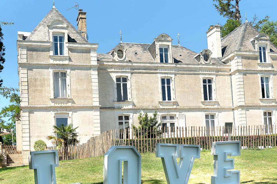 Lettres géantes