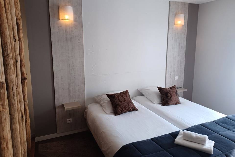 Une des chambre du Gîte