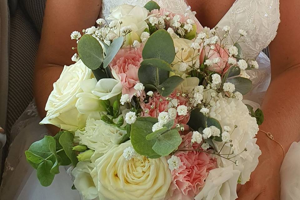 Bouquet mariée : simplicité