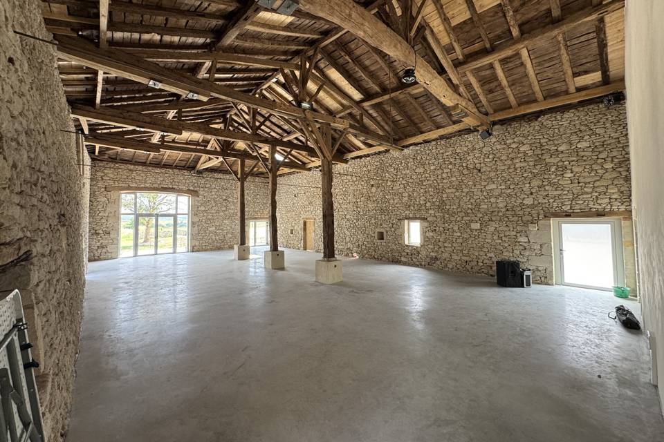 Salle 210+ cuisine 45m carré