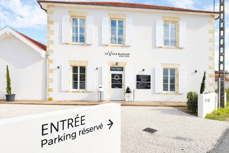 La Villa Blanche Appart Hôtel