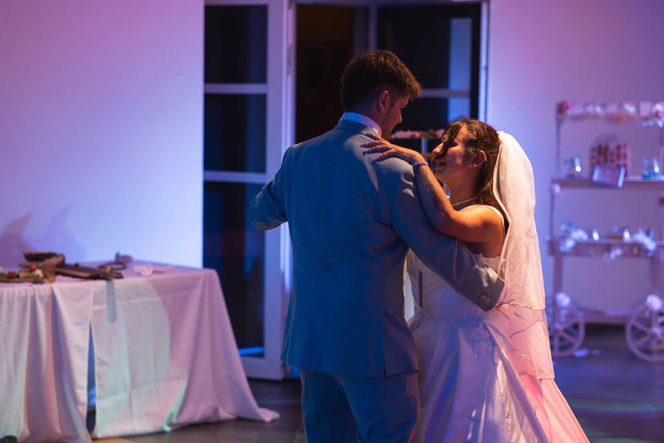 Premiere danse mariés couple
