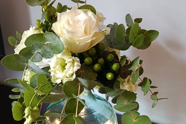 Composition florale lumineuse