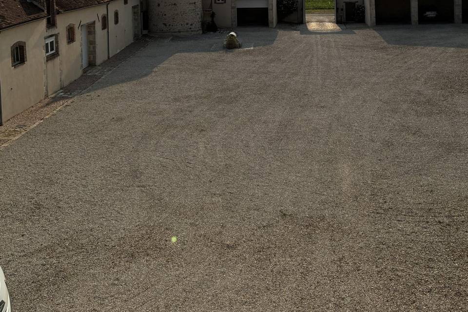 Cour