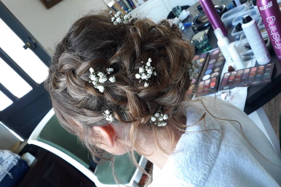 Chignon fleuri