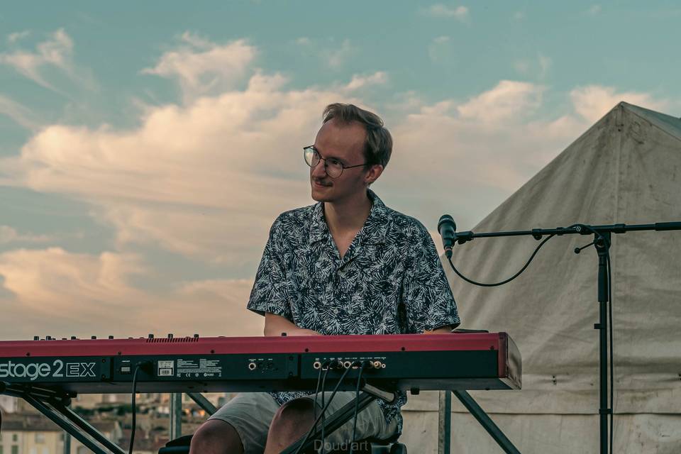 Léo Vendeville, Pianiste