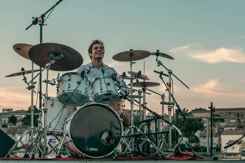 Léo Jimenez, Batteur