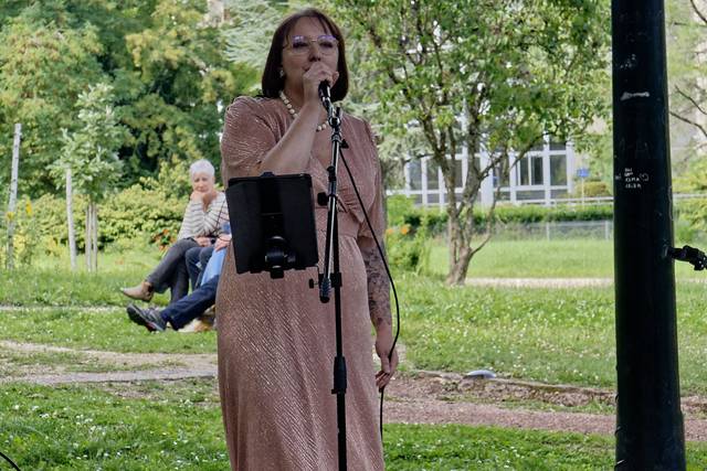 Marie-Fleur Chanteuse