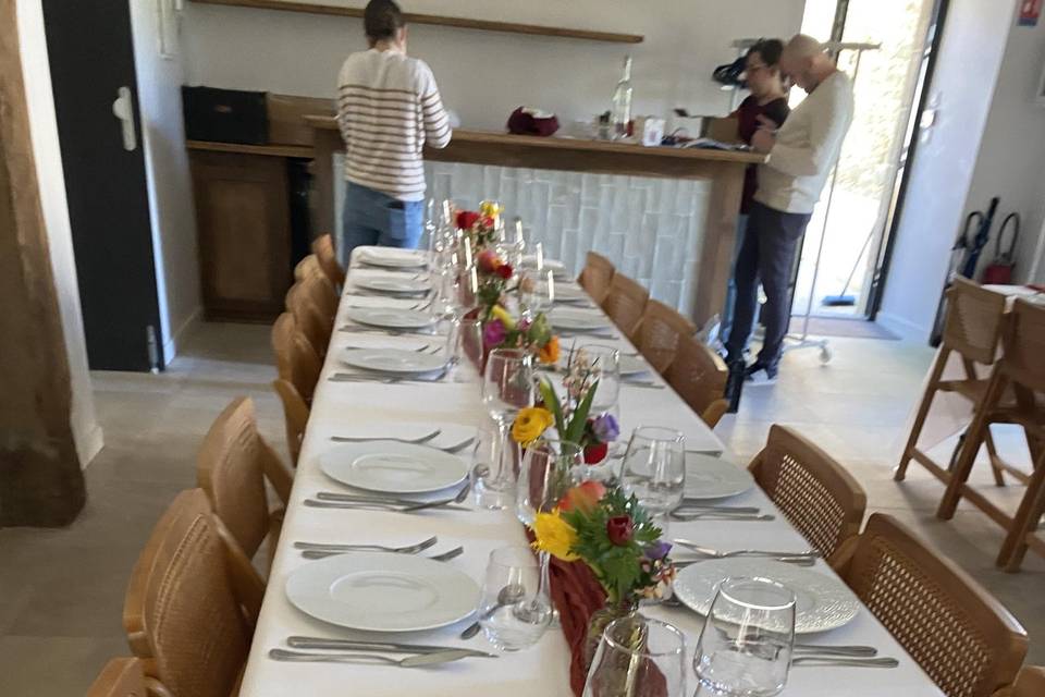 Table avec soliflores 5 tiges