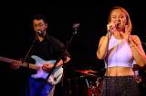 Guitare funky voix cristalline