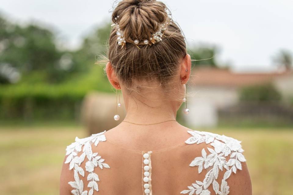 Un joli dos boutonné