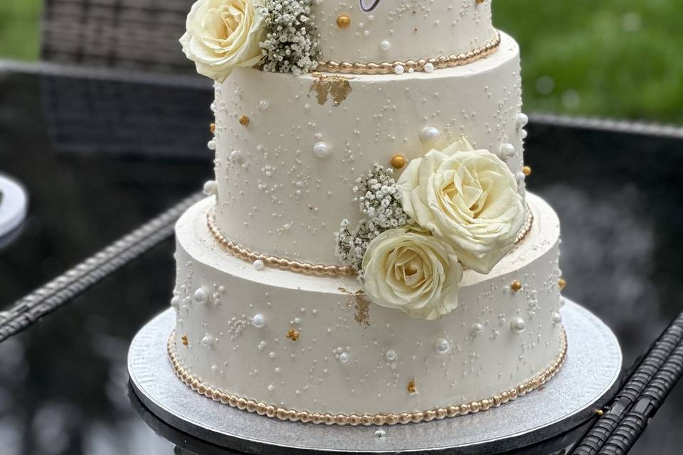 Wedding cake avec des perles