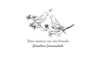 Deux oiseaux sur une branche