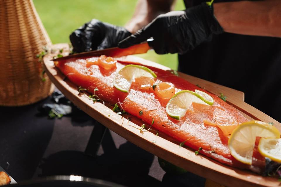 https://cdn0.maSaumon gravlax