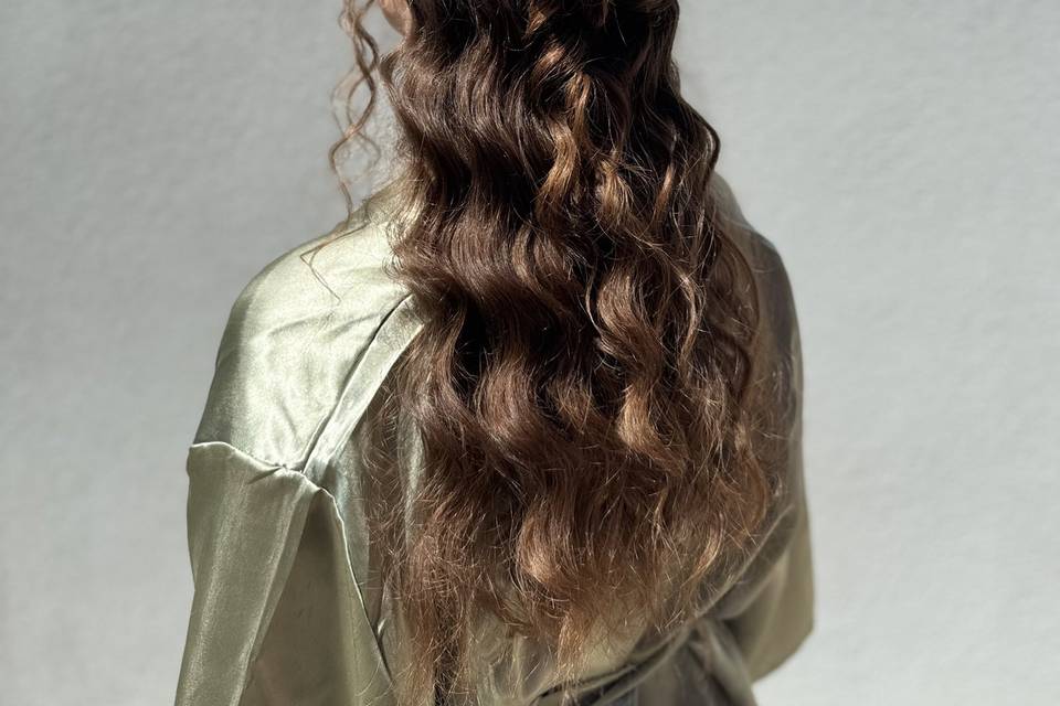 Wavy bridal