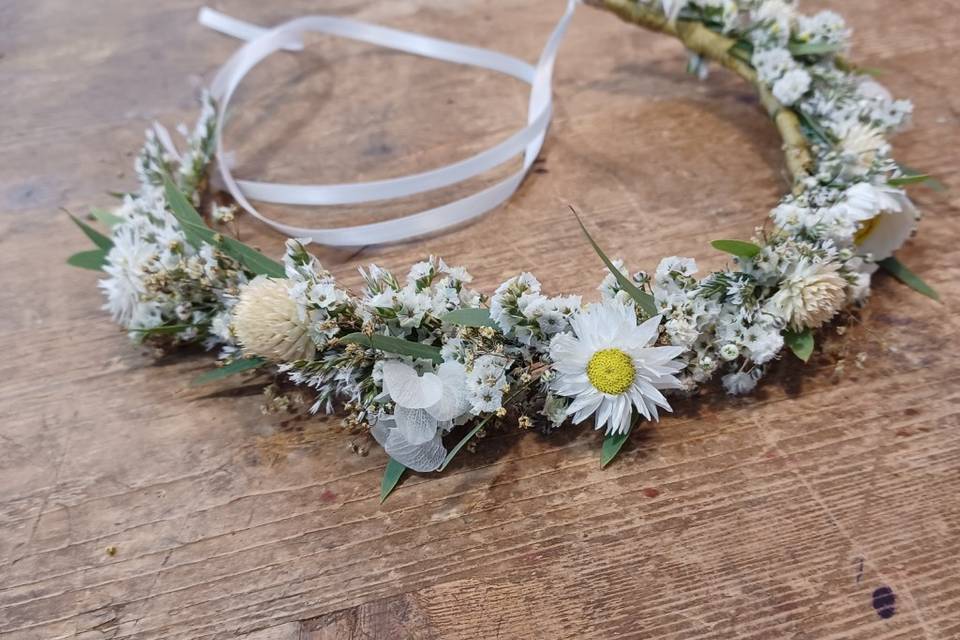 Couronne de tête fleurs séchée