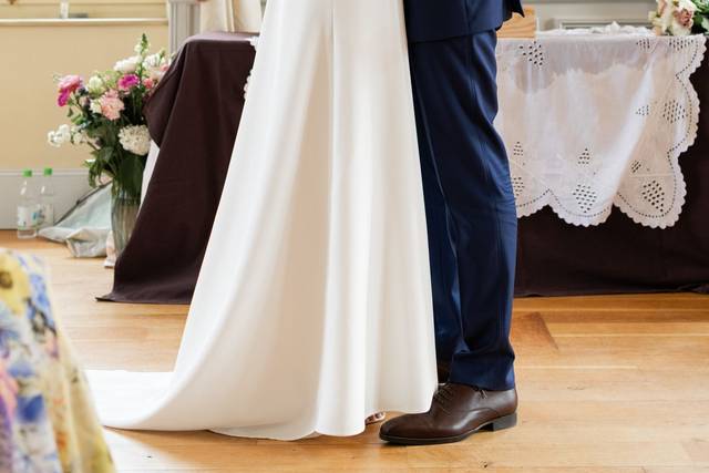 Robe en dentelle moderne