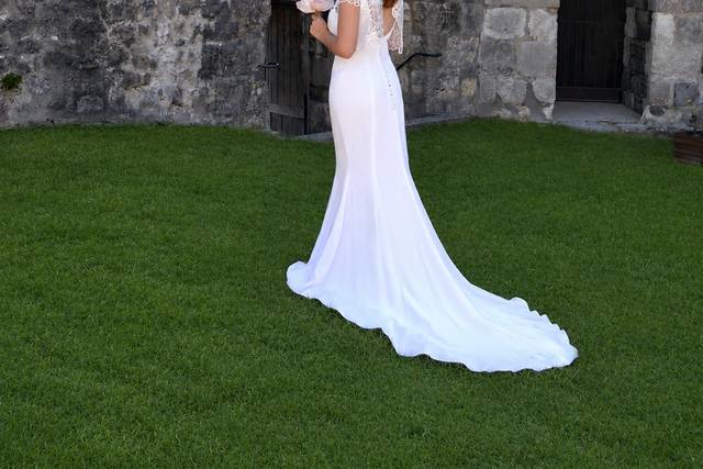 Robe fourreau et top dentelle