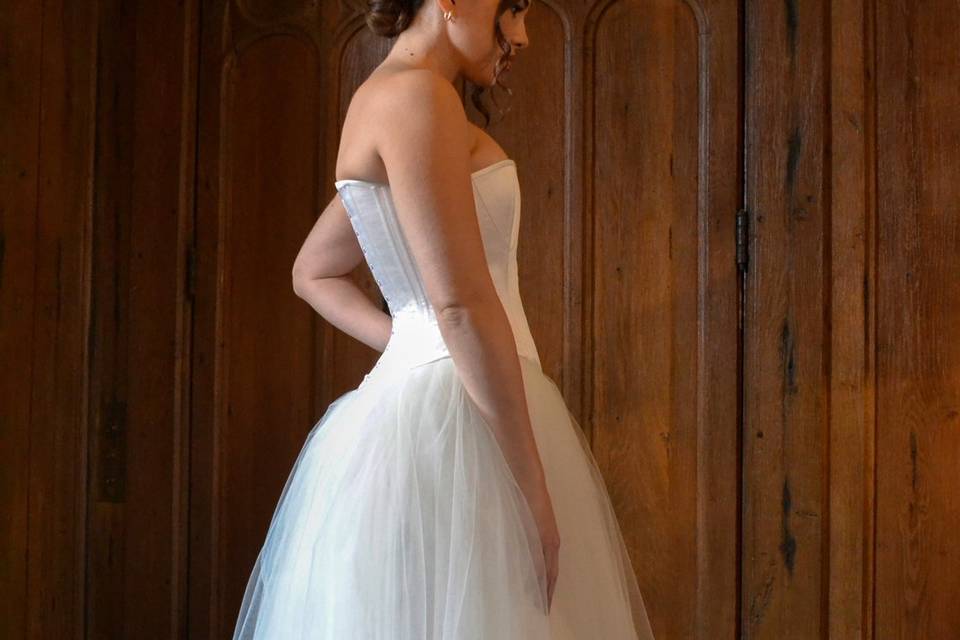Corset satin et jupe en tulle