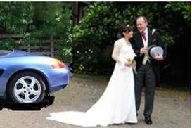 Porsche des mariés