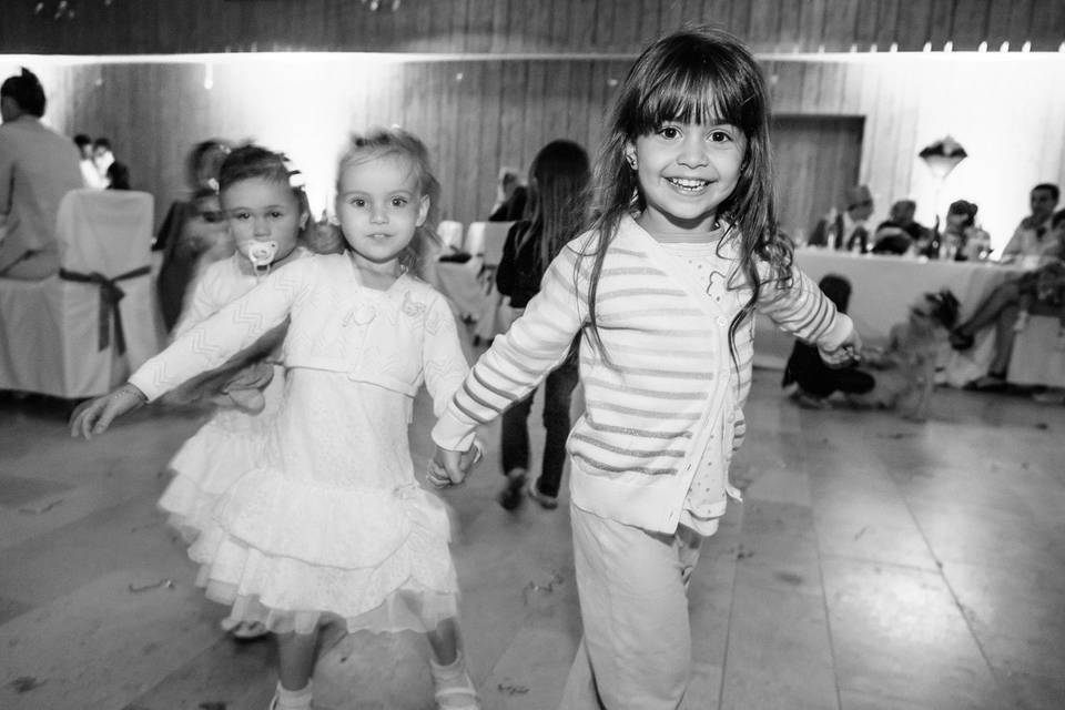 Enfants qui dansent