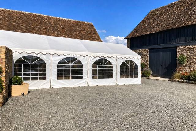 Barnum fermé 4x8