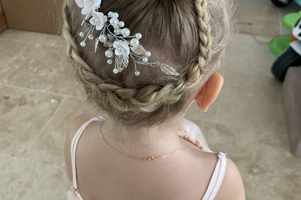 Coiffure invitée enfant