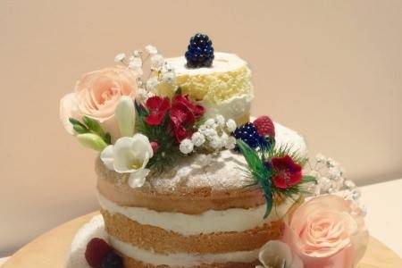 Naked cake