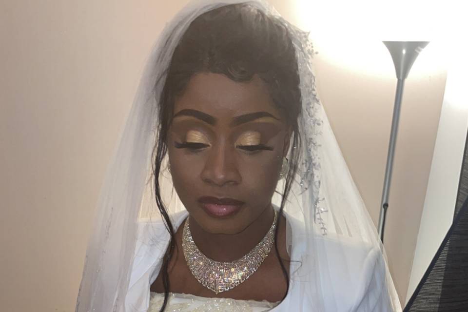 Maquillage et coiffure mariée