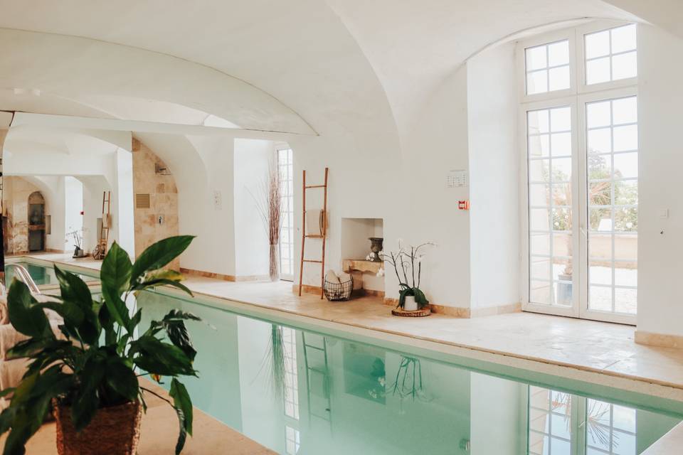 Piscine intérieure chaufée