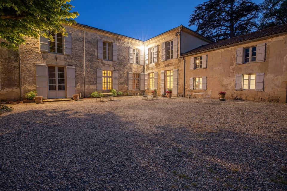 Vue nocturne cour carrée