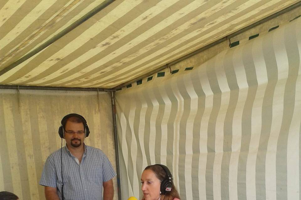 Emission radio