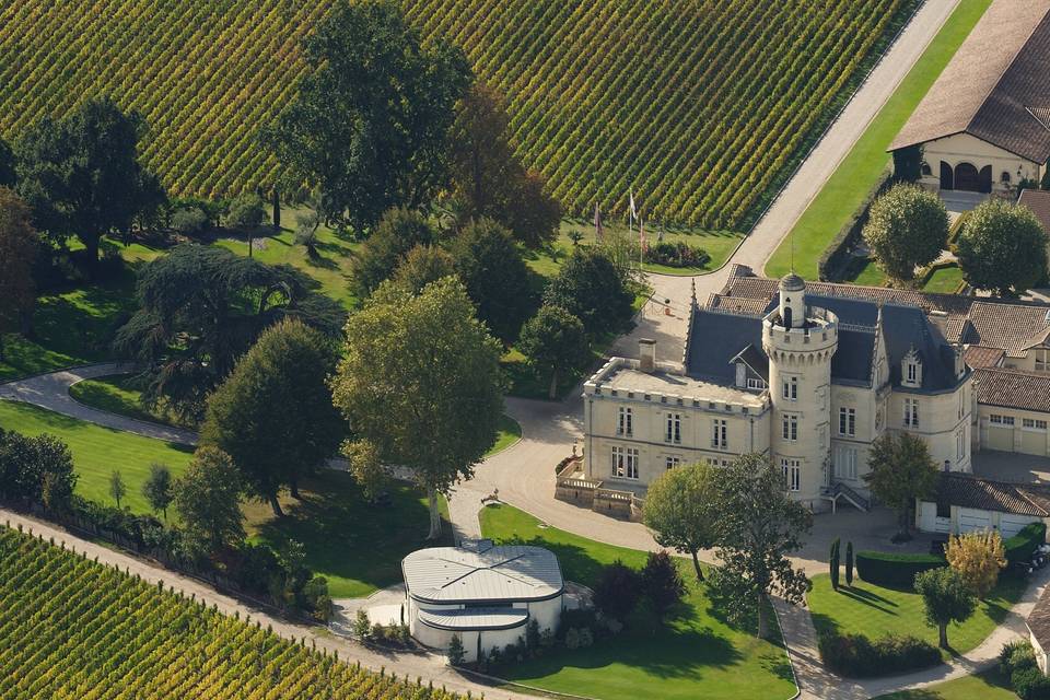Château Pape Clément - vue aérienne