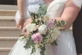 Bouquet de mariée pivoines