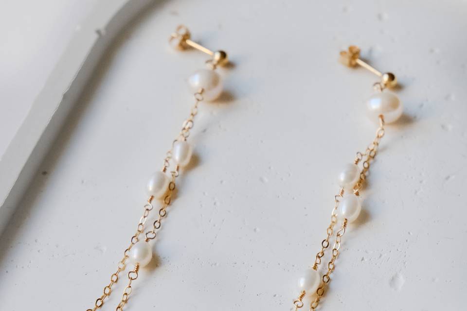 Boucles d'oreilles perles dorées