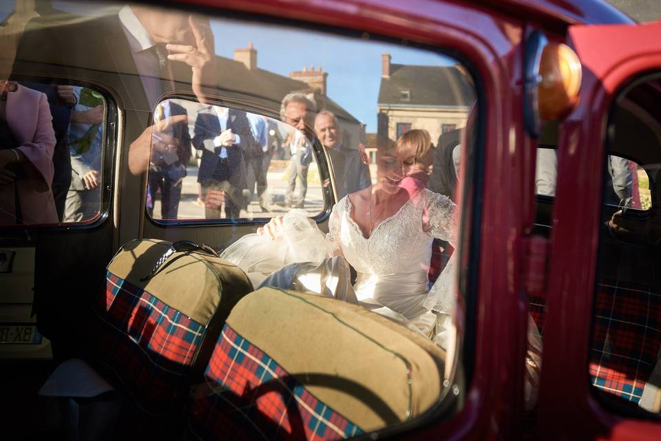 La mariée en voiture