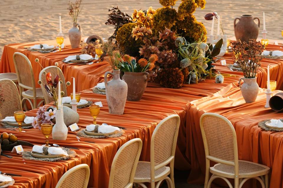 Table en X à Dubaï